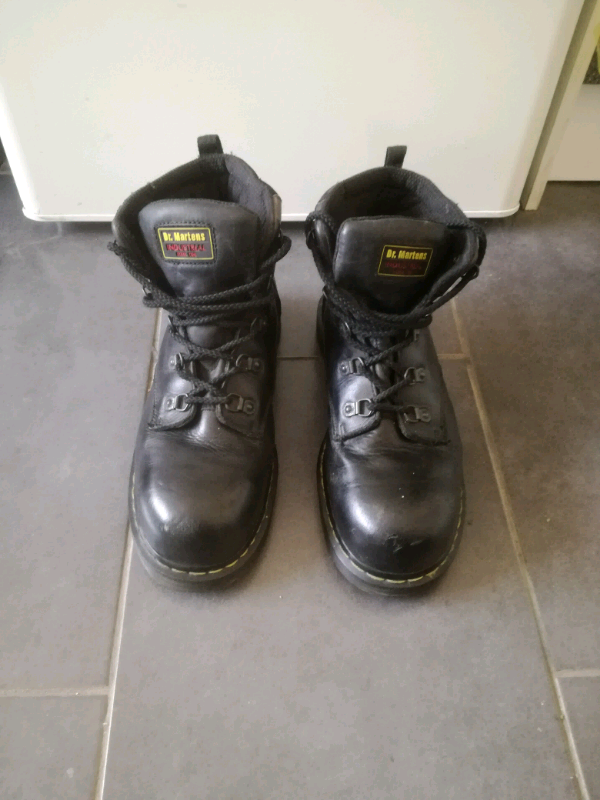 doc martin steel toe cap boots